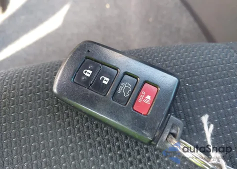 2018 Toyota Rav4 Xle из США, поврежденный, VIN 2T3RFREV6JW840196